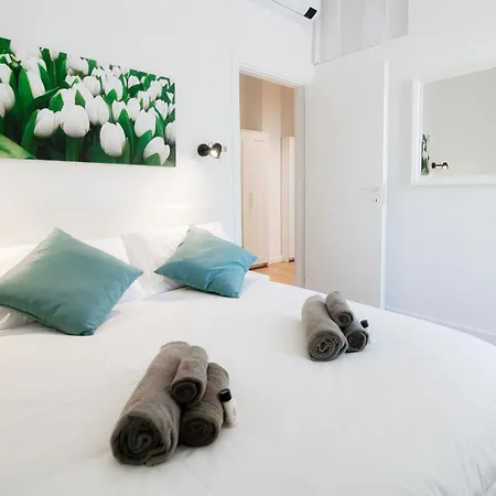 Apartment White Loft - The House Of Travelers