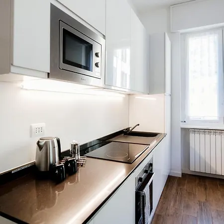 White Loft - The House Of Travelers Apartment